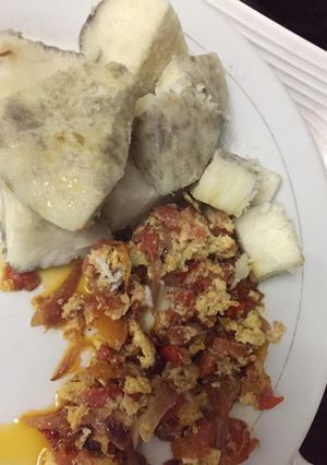 A picture of Yam with egg sauce.