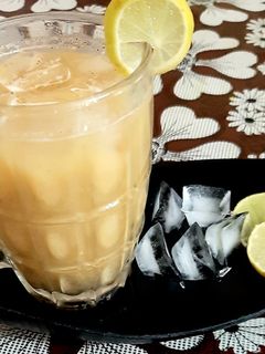 A picture of Sattu lemonade.