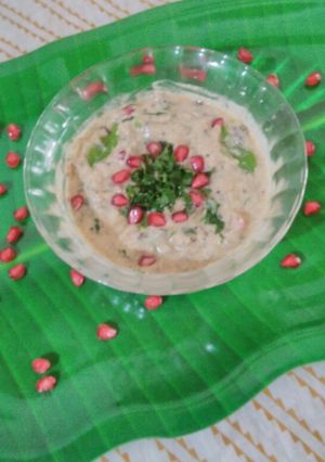 A picture of Baghara baigan raita.