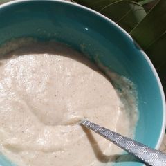 A picture of Kamu (soya beans & wheat porriadge).