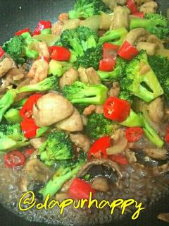 Foto resep Tumis brokoli ca jamur #sarapan day5