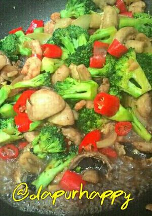 Foto resep Tumis brokoli ca jamur #sarapan day5