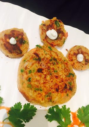 A picture of Oats rava toastie.
