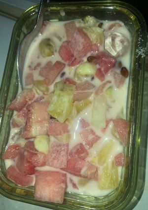 A picture of Fruit salad.