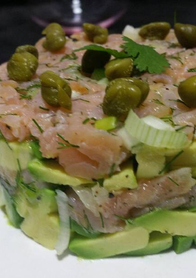 Una foto de Tartar de salmón para Navidad