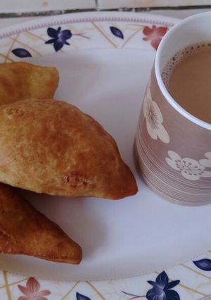 A picture of Cardamon spiced mandazi.