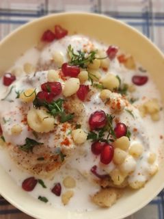 दही वडे (Dahi bade recipe in hindi) रेसिपी मुख्य फोटो