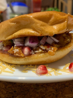 A picture of Daabeliiiiii😄 (Dabeli / Daabeli).