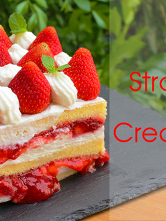 A picture of Strawberry & Cream Cake.