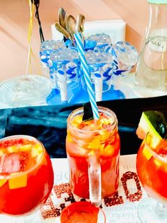 મિક્સ ફ્રૂટ પંચ (Mix Fruit Punch Recipe In Gujarati) રેસીપી મુખ્ય ફોટો