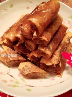 A picture of Longan Sticky Rice Rolls.