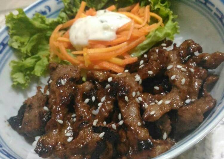 Spicy grilled beef (pan)