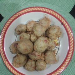 A picture of Yam Balls.