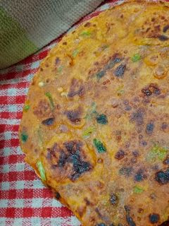 મિસ્સી રોટી (Missi Roti Recipe In Gujarati) રેસીપી મુખ્ય ફોટો