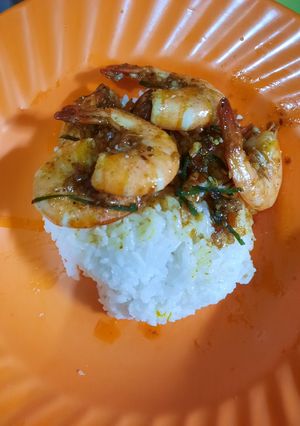 Foto resep Udang Goreng Daun Jeruk Pedas