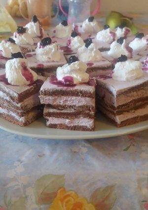 O poză a rețetei Foi cacao cu cremă de afine.