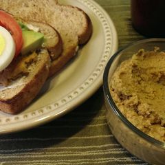 A picture of Tomato Houmous.
