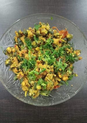 A picture of Masaledar bhindi.
