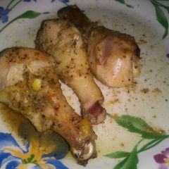 A picture of Baked Garlic Chicken Legs.