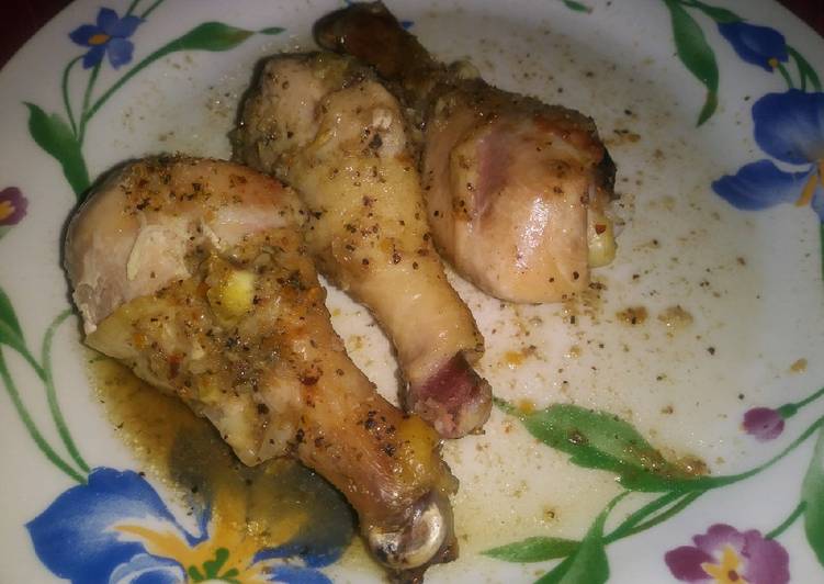 Recipe of Perfect Baked Garlic Chicken Legs