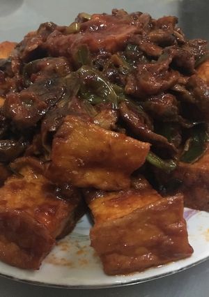 Hình của món Đậu hủ sốt cà chua.