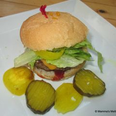 A picture of Classic Cheeseburger Sliders.