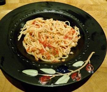 Easy Making Recipe Pasta with garlic and clam wine sauce Practical Delicious