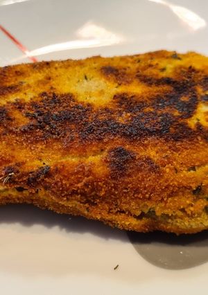 Una foto de Cachopo de cecina y queso brie