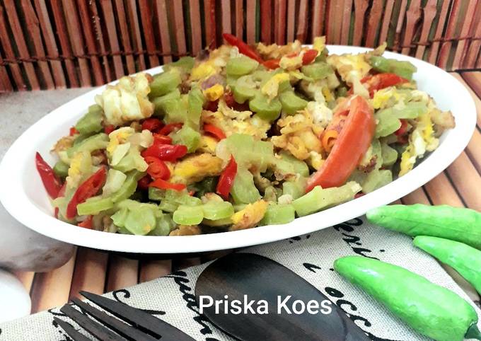 Resep Tumis Pare Telur Orak-arik yang Enak