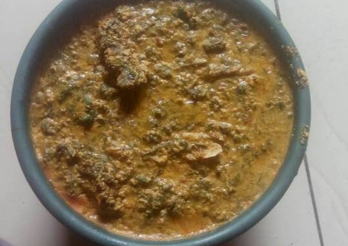 How to Make Favorite Egusi soup with vegetable