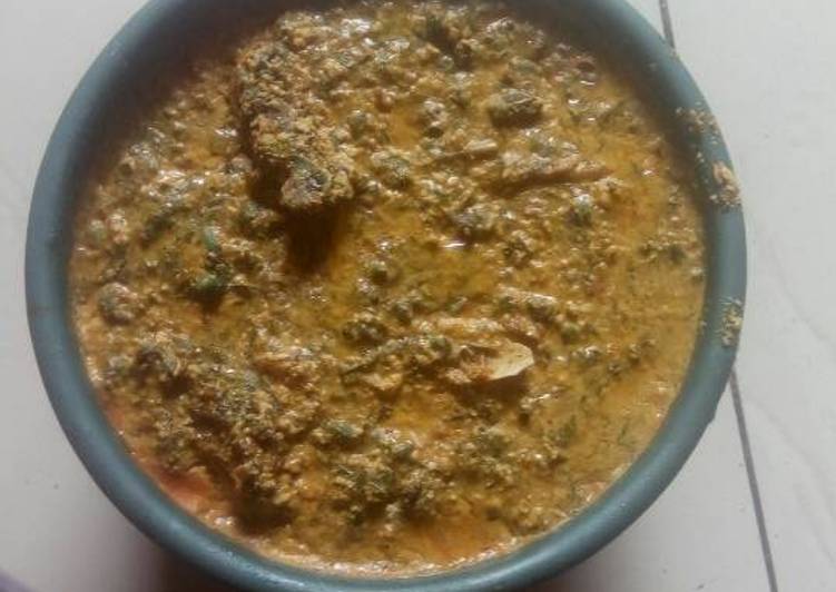 Egusi soup with vegetable