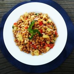 Leftover chana chaat😋 A picture of Leftover chana chaat😋.