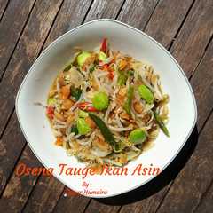 A picture of Oseng Tauge Ikan Asin.