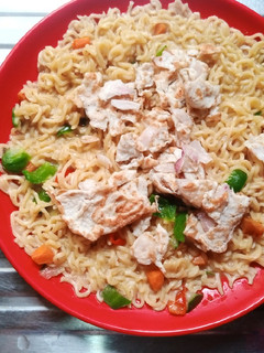 Indomie da scrambled egg ainihin hoton girkin