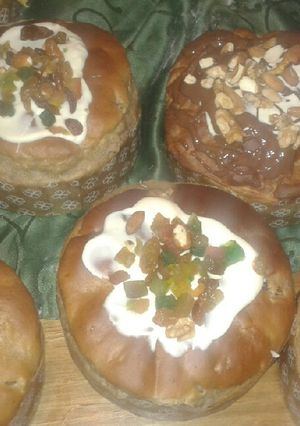 Una foto de Pan de pascua con levadura