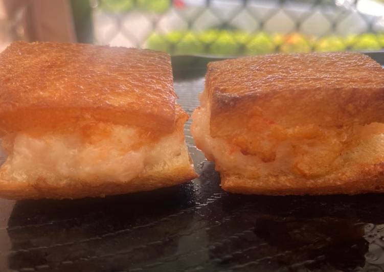 Menbosha / sandwich udang goreng