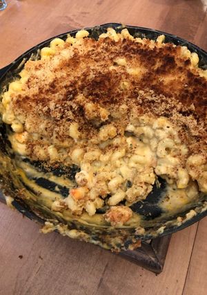 A picture of Shrimp macaroni and cheese.
