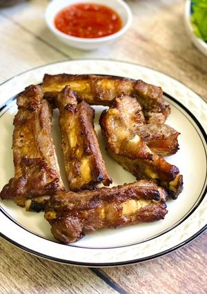 Hình của món Sườn Que Nướng.