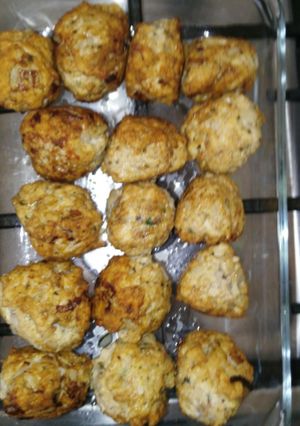 A picture of Chicken meatballs.