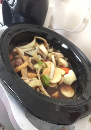 A picture of Hearty Beef in the Slow Cooker.