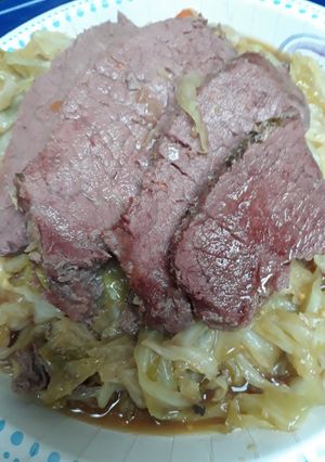 A picture of Guinness Cornedbeef and Cabbage.