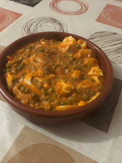 Una foto de Muslo de pollo deshuesado en salsa a mi manera