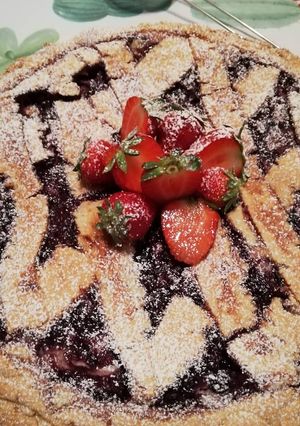Foto di Crostata con crema di mascarpone, mirtilli e narmellata