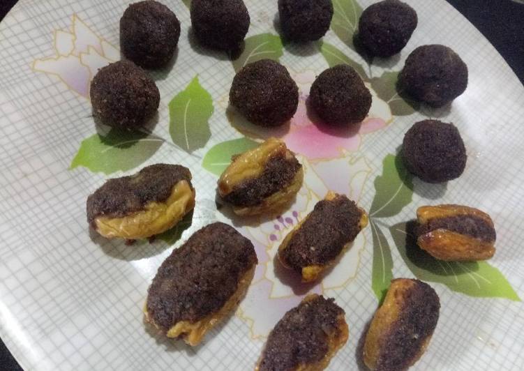 Recipe of Favorite Dates khoya chocolate