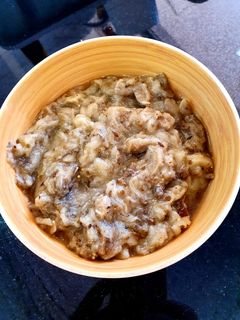 Una foto de Salsa de berenjena asada con ajo asado