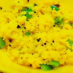 A picture of Kandha poha.