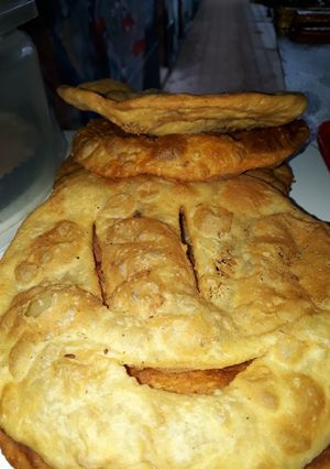 Una foto de Torta Frita Argentina con chicharrón