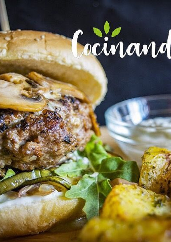 Una foto de 🍔Hamburguesa de ternera al roquefort🍔