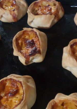 Una foto de Canastitas de choclo y queso