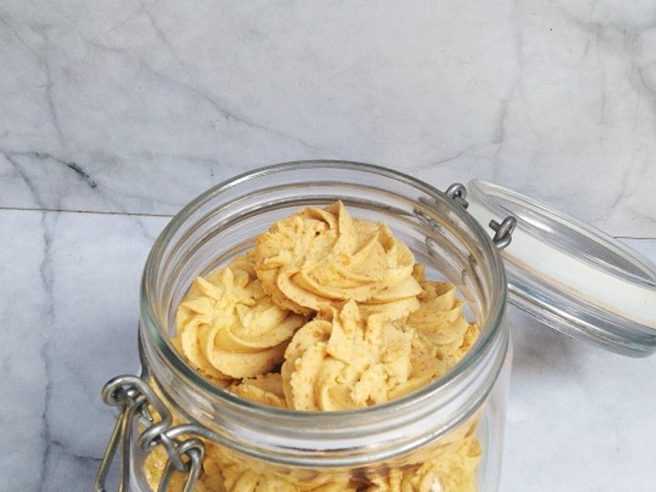 Bagaimana Menyiapkan Sagu Keju yang Lezat Sekali